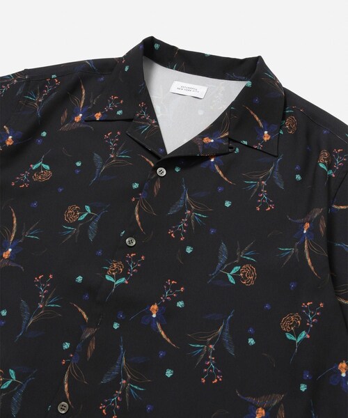 Saturdays NYC(サタデーズ ニューヨークシティ )の「Canty Floral Print SS Shirt(シャツ/ブラウス・レディース・ブラック/ホワイト・L/M/S/XL/XS)」の13枚目の写真