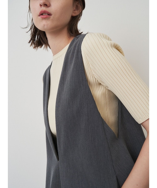ELENDEEK（エレンディーク）の「BACK OPEN HALF SLEEVE KT（ニット