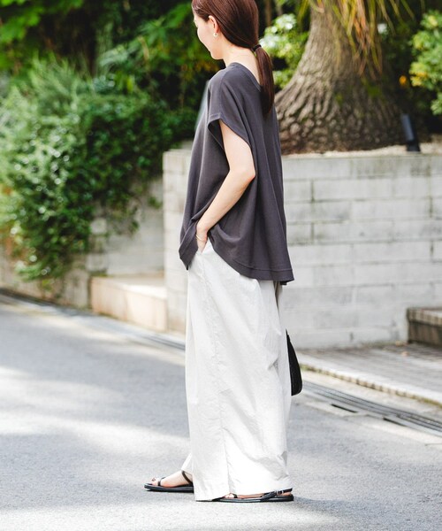URBAN RESEARCH（アーバンリサーチ）の「『UVカット』2WAYフレンチスリーブニット（ニット/セーター・レディース・OFF/BEIGE/CHARCOAL/NAVY・FREE）」の16枚目の写真