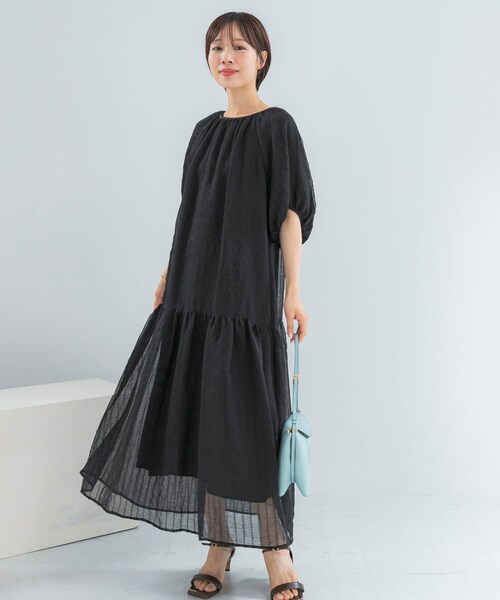 URBAN RESEARCH ROSSO（アーバンリサーチロッソ）の「シアーストライプボリュームスリーブワンピース（ワンピース・レディース・IVORY/BLACK・Free）」の2枚目の写真