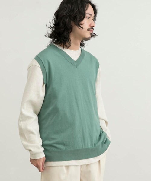 URBAN RESEARCH（アーバンリサーチ）の「ハイゲージVネックベスト（ベスト・メンズ・OFF/BLACK/S/GREEN・M/L）」の22枚目の写真