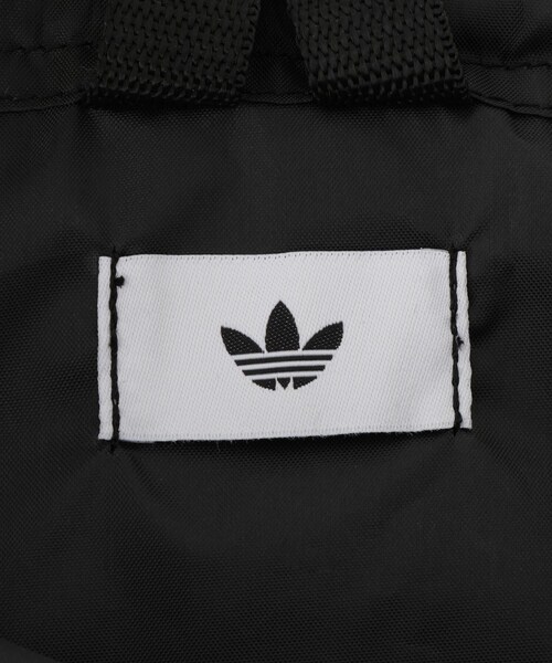 ROPE' PICNIC（ロペピクニック）の「【adidas/アディダス】HERI ADICOLOR GS GYMSACK（バックパック/リュック・レディース・ブラック・F）」の12枚目の写真