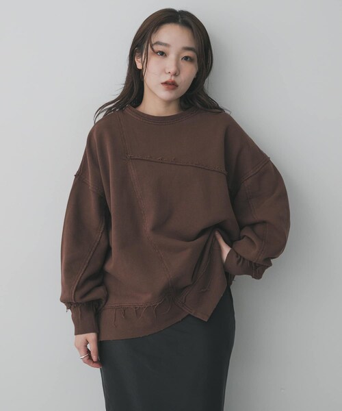 SENSE OF PLACE by URBAN RESEARCH（センスオブプレイスバイアーバンリサーチ）の「キリカエピグメントルーズスウェット（スウェット・レディース・CHARCOAL/RED/BROWN・One）」の20枚目の写真