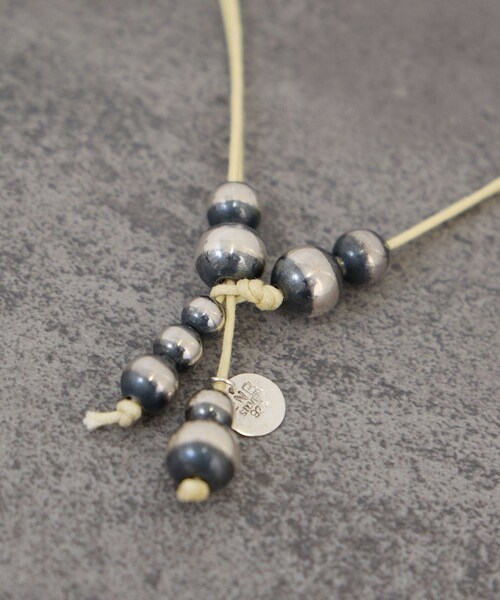 ADAM ET ROPE'(アダムエロペ)の「【J'aDoRe・店舗限定】【ERICKA NICOLAS BEGAY】コード×シルバーボールネックレス(ネックレス・レディース・その他・F)」の10枚目の写真