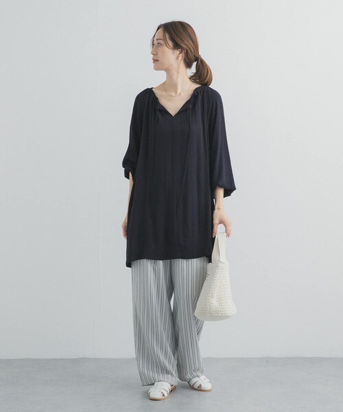 URBAN RESEARCH DOORS(アーバンリサーチドアーズ)の「カフタンチュニック(その他トップス・レディース・NATURAL/BLACK・Free)」の11枚目の写真