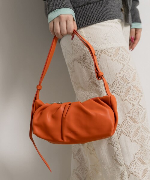 THE GOODLAND MARKET（ザグッドランドマーケット）の「ALICE MARTHA　ERIN MINI（ショルダーバッグ・レディース・IVORY/BLACK/ORANGE/SILVER・Free）」の14枚目の写真