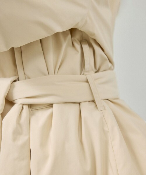 ADAM ET ROPE'（アダムエロペ）の「【EMOELLE】ライトダウンコート（ダウンジャケット/コート・レディース・ブラック/キナリ系・F）」の16枚目の写真