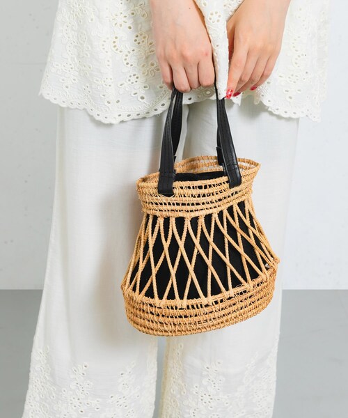 URBAN RESEARCH Sonny Label（アーバンリサーチサニーレーベル）の「TARANGO　ミニカゴバッグ（かごバッグ・レディース・OFF/BLACK・one）」の8枚目の写真