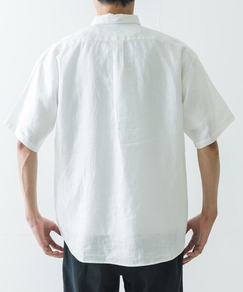 URBAN RESEARCH（アーバンリサーチ）の「LINEN SHORT-SLEEVE SHIRTS（シャツ/ブラウス・メンズ・WHITE/BLUE/BROWN/D.NAVY・S/M/L）」の10枚目の写真