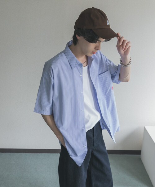 SENSE OF PLACE by URBAN RESEARCH（センスオブプレイスバイアーバンリサーチ）の「『別注』LOVE POP STUDIO×SENSE OF PLACE　シャツ（シャツ/ブラウス・メンズ・WHITE/BLUE・M/L）」の16枚目の写真