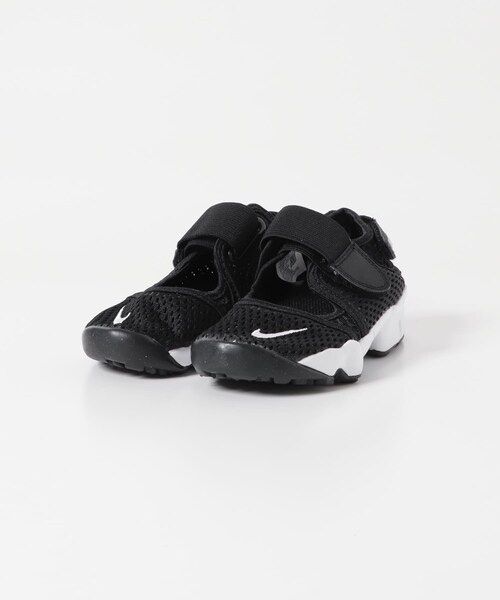 URBAN RESEARCH DOORS(アーバンリサーチドアーズ)の「NIKE ナイキリフト GS/PS BOYS(KIDS)(シューズ小物/雑貨・キッズ・ブラック・18/19/20/21)」の6枚目の写真