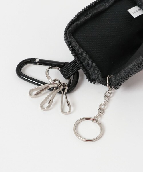 ITEMS URBANRESEARCH（アイテムズ アーバンリサーチ）の「UNIVERSAL OVERALL　U.O.Multi Key Case（キーケース/キーアクセサリー・メンズ・BLK/AML・-）」の8枚目の写真