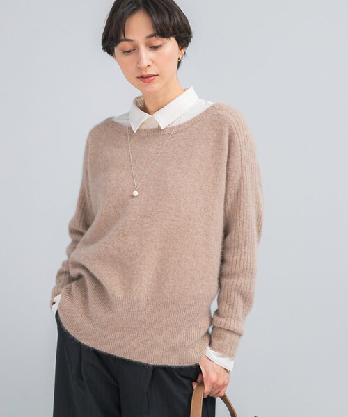 URBAN RESEARCH ROSSO（アーバンリサーチロッソ）の「エアリーニット2WAYネックプルオーバー（ニット/セーター・レディース・GRAY/BEIGE・Free）」の21枚目の写真