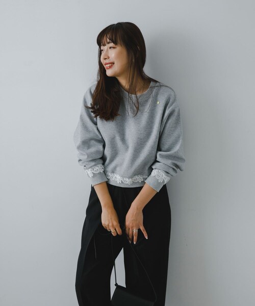 URBAN RESEARCH ROSSO（アーバンリサーチロッソ）の「F by ROSSO　レース付きダンボールスウェット（スウェット・レディース・GRAY/BLACK・FREE）」の12枚目の写真