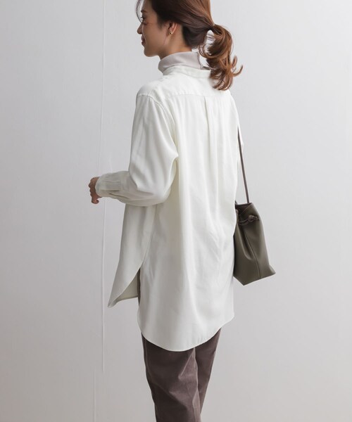 URBAN RESEARCH DOORS（アーバンリサーチドアーズ）の「ドレスシャツチュニック∴（チュニック・レディース・BROWN/OFF WHITE/L.GRAY・one/One）」の7枚目の写真