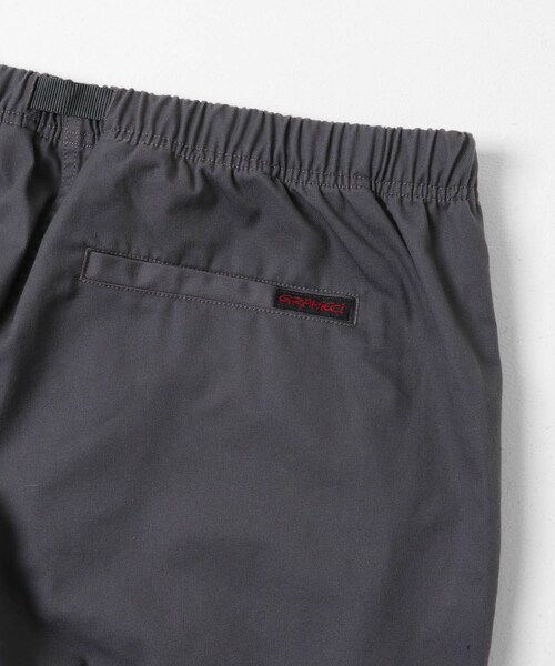 EKAL（エカル）の「GRAMICCI　T/C TWILL TUCK TAPERED PANTS（その他パンツ・メンズ・PINE/BLACK/CHARCOAL・S/M/L/XL）」の14枚目の写真