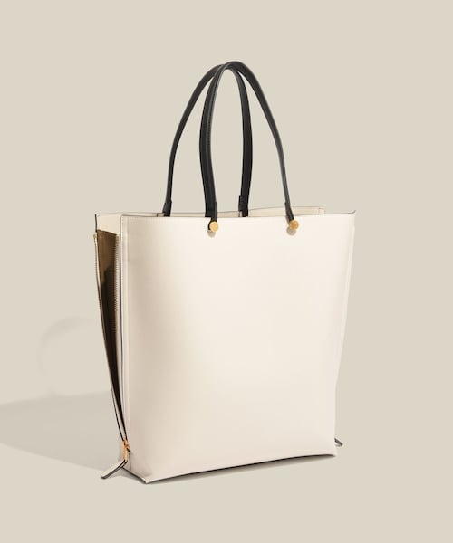 ROPE'(ロペ)の「【E'POR】Y BAG Large/A4対応・通勤・26SS(トートバッグ・レディース・ブラック/グレー/キナリ/ダークブラウン/ダークグリーン・F)」の6枚目の写真