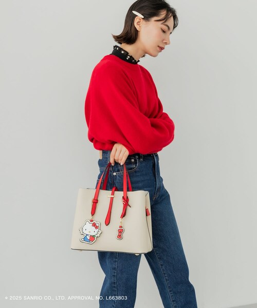 RODE SKO（ロデスコ）の「サンリオキャラクターズ チャーム付バッグ（ハンドバッグ・レディース・IVORYxRED/GRAYxWHITE/PINKxGRG/YELxCML・One）」の8枚目の写真