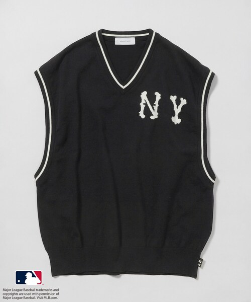 ADAM ET ROPE'（アダムエロペ）の「【MLB COLLECTION BY JUN】クラシックロゴニットベスト（ベスト・メンズ・ブラック/ホワイト/ブラウン・L/M）」の16枚目の写真