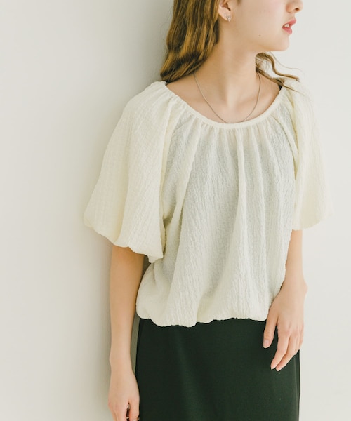 ITEMS URBANRESEARCH（アイテムズ アーバンリサーチ）の「バルーントップス×スカートセット（セットアップ・レディース・BLK/OFF・FREE）」の4枚目の写真