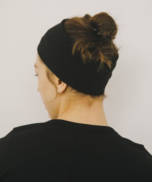 URBAN RESEARCH(アーバンリサーチ)の「decor『デコール』 Wide Hairband(ヘアバンド・レディース・CHARCOAL/BLACK/BROWN/OFF/BURGUNDY/SAX・-)」の20枚目の写真