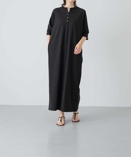 かぐれ（カグレ）の「『2サイズ展開』ヘンリーカットワンピース（ワンピース・レディース・BLACK/CHARCOAL・1/0）」の7枚目の写真