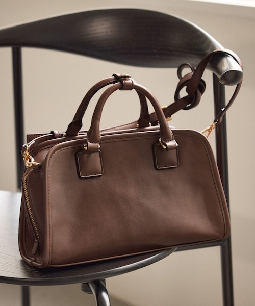 ROPE' PICNIC（ロペピクニック）の「ワイドスクエアボストンバッグ/2WAY（ボストンバッグ・レディース・ブラック/キナリ/ブラウン/ベージュ系・F）」の3枚目の写真