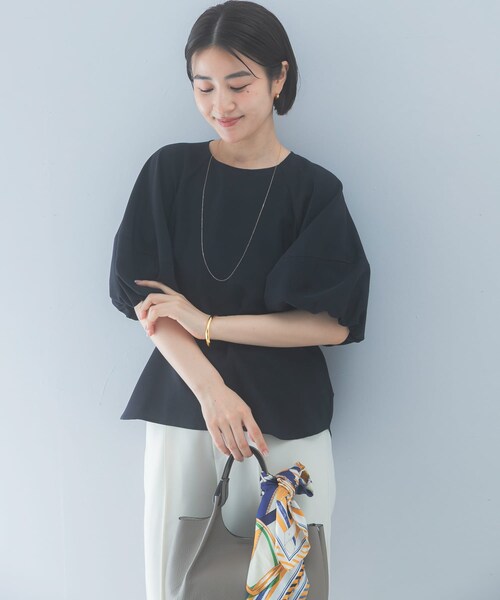 URBAN RESEARCH ROSSO（アーバンリサーチロッソ）の「クールタッチ 吸水速乾バルーンブラウス（シャツ/ブラウス・レディース・Y/GOLD/D/NAVY/IVORY・Free）」の12枚目の写真