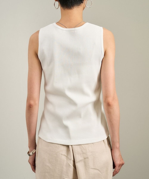 ADAM ET ROPE'（アダムエロペ）の「【WEB限定】プリマベールリブヘンリーネックノースリーブプルオーバー［UVケア・洗える］（タンクトップ・レディース・ブラック/チャコール/オフホワイト・F）」の22枚目の写真