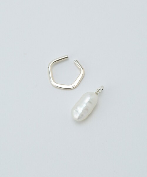 ROPE'（ロペ）の「【Lemme.（レム）】L3506 Hang Pearl Earcuff（イヤリング・レディース・ホワイト系・F）」の11枚目の写真