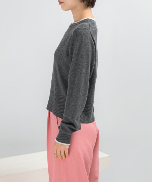 URBAN RESEARCH ROSSO（アーバンリサーチロッソ）の「カシミヤ混バイカラーコンパクトニット（ニット/セーター・レディース・OFF×ORG/GRAY×OFF/RED×OFF/NAVY×SAX・Free）」の18枚目の写真
