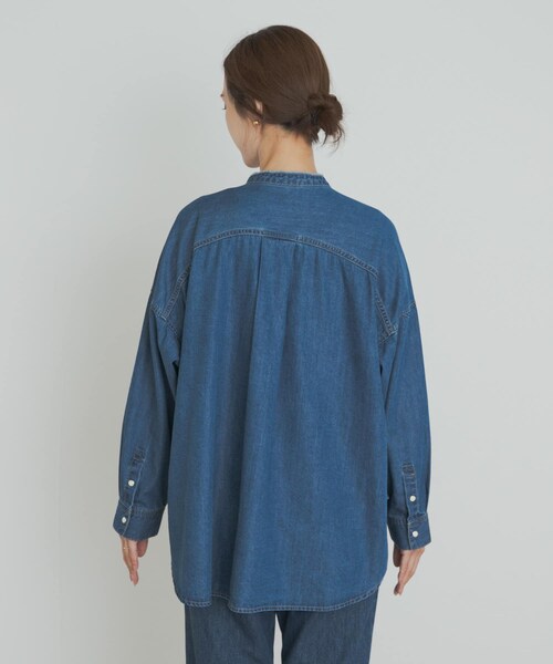 URBAN RESEARCH DOORS（アーバンリサーチドアーズ）の「デニムバンドカラーシャツ（シャツ/ブラウス・レディース・INDIGO/ONE WASH・M）」の4枚目の写真