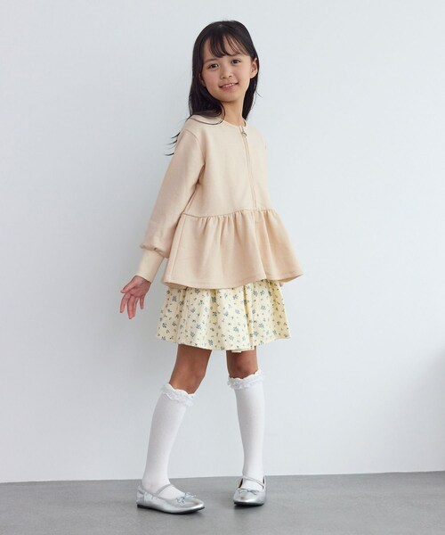 ROPE' PICNIC(ロペピクニック)の「【KIDS/キッズ】ラメ裏毛ペプラムジップカーディガン(カーディガン/ボレロ・キッズ・ブラック/ベージュ/ピンク・L/M/S)」の17枚目の写真