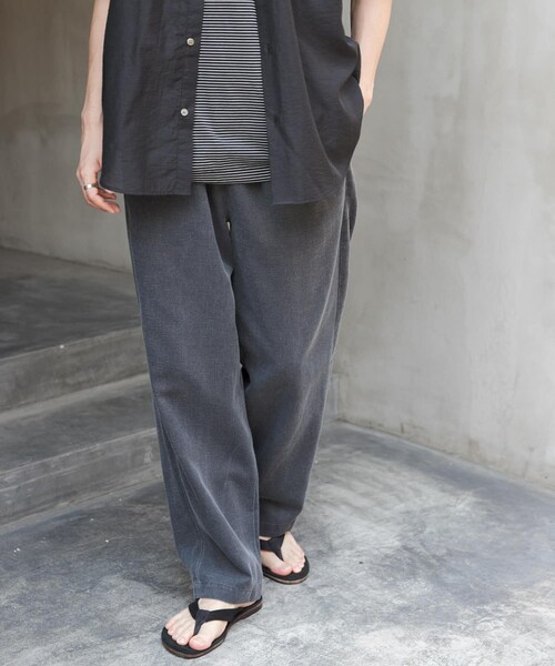 URBAN RESEARCH DOORS（アーバンリサーチドアーズ）の「FORK&SPOON　ピグメントプリントパンツ（その他パンツ・メンズ・GRAY/GREEN・4/5）」の7枚目の写真