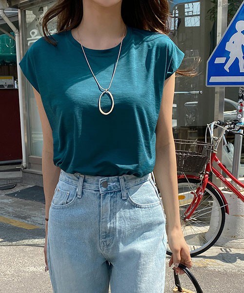 DHOLIC（ディーホリック）の「*DHOLIC限定*フレンチスリーブTシャツ（Tシャツ/カットソー・レディース・ホワイト/ベージュ/ブラック/グリーン/ブルー/ピンク・FREE）」の4枚目の写真