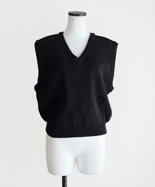 Marient（マリエント）の「Vネックベスト（ベスト・レディース・ホワイト/ベージュ/グレー/ブラック・FREE）」の2枚目の写真