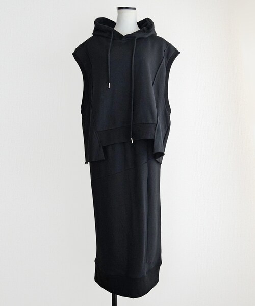 Marient（マリエント）の「裏毛フーディーセットアップ（ワンピース・レディース・グレー/ブラック・FREE）」の2枚目の写真