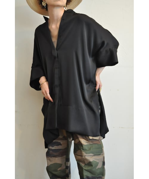 --（--）の「スクエアオーバーブラウス（シャツ/ブラウス・レディース・ホワイト/ブラック・one）」の2枚目の写真