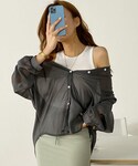 DHOLIC(ディーホリック)のギャザースリーブシアーシャツ