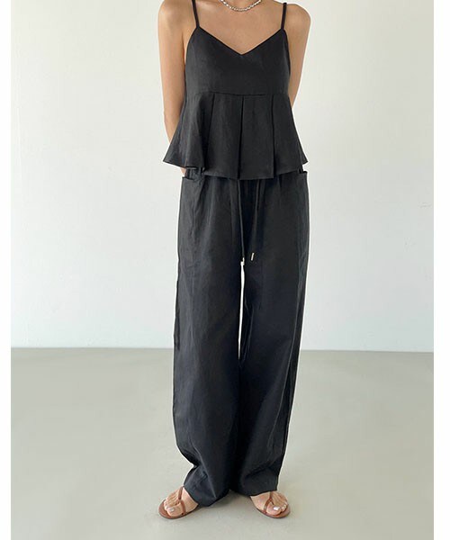 DHOLIC（ディーホリック）の「リネン混タックキャミ&ストリングパンツSET（キャミソール・レディース・ベージュ/ブラック/ホワイト・FREE）」の3枚目の写真