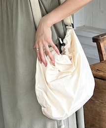 カジュアルショルダーバッグ