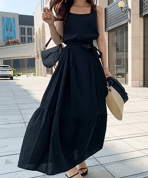 DHOLIC（ディーホリック）の「スクエアネックノースリーブ&スカートSET