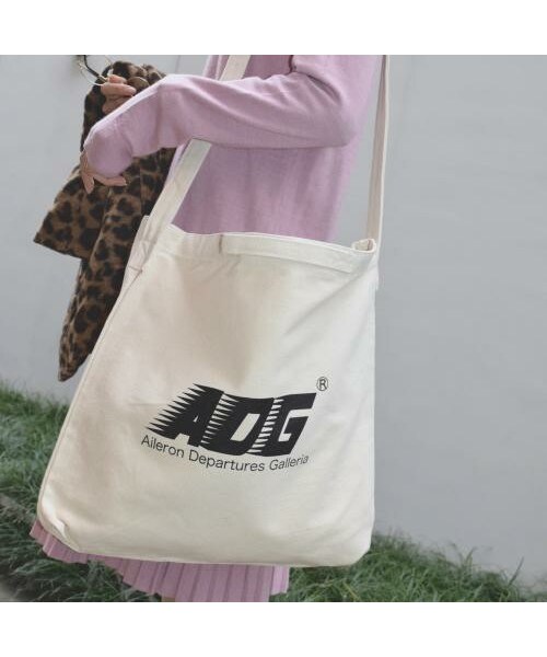 A.D.G（エーディージー）の「(全2色)"ADG" DASH-LOGO 3WAY BAG (natural)（ショルダーバッグ・レディース・ホワイト・FREE）」の7枚目の写真