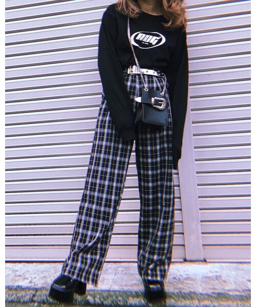 A.D.G（エーディージー）の「ADG OVAL LOGO BIG L/S TEE (black-silver logo)（Tシャツ/カットソー・レディース・ブラック・FREE）」の2枚目の写真