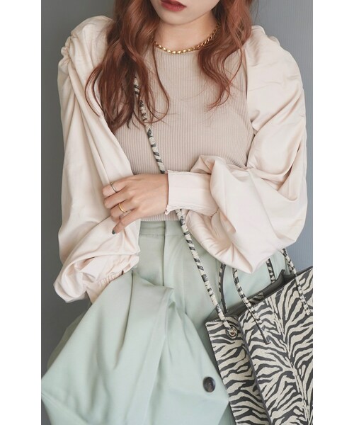 A.D.G（エーディージー）の「Balloon Sleeve Rib Tops (Light Beige)（その他トップス・レディース・ベージュ・FREE）」の2枚目の写真