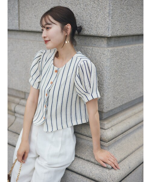 neam(ニーム)の「GIRLY PUFF TOPS(カーディガン/ボレロ・レディース・ブルー/ホワイト・free)」の1枚目の写真