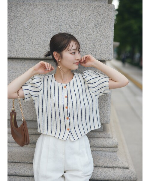 neam(ニーム)の「GIRLY PUFF TOPS(カーディガン/ボレロ・レディース・ブルー/ホワイト・free)」の10枚目の写真