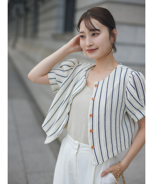 neam(ニーム)の「GIRLY PUFF TOPS(カーディガン/ボレロ・レディース・ブルー/ホワイト・free)」の13枚目の写真