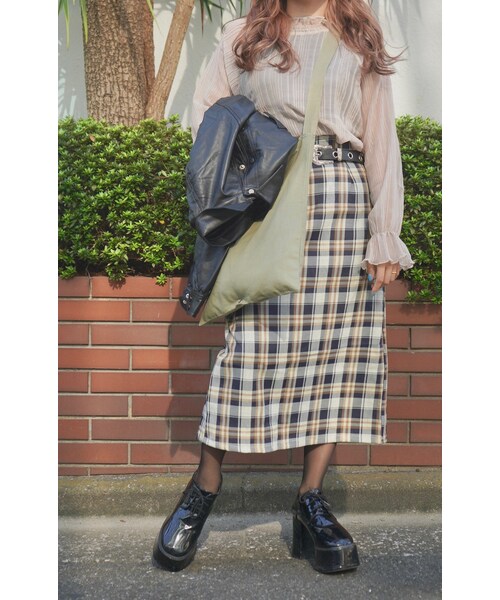 A.D.G（エーディージー）の「Balloon Sleeve Crinkle Sheer Tops (light beige)（シャツ/ブラウス・レディース・ベージュ・FREE）」の4枚目の写真