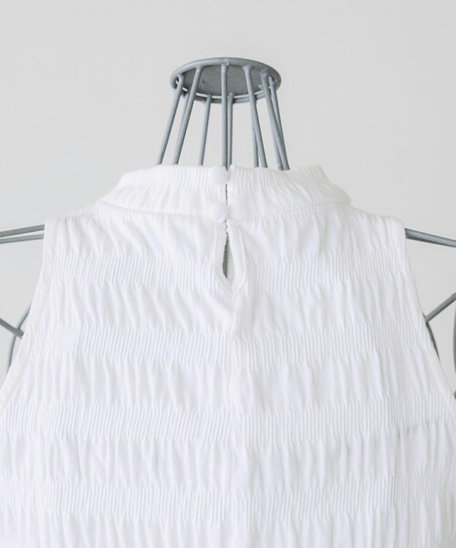 SIWEM（シウム）の「RUCHED SLEEVELESS TOPS（Tシャツ/カットソー・レディース・ホワイト・F）」の9枚目の写真